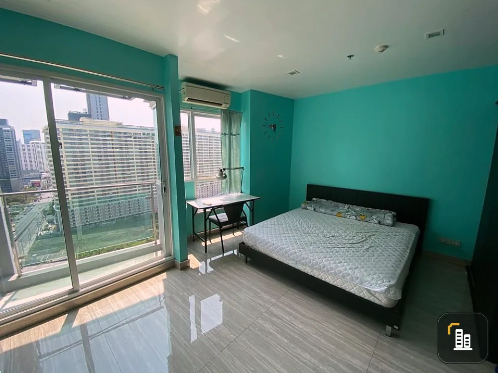 Condo Lette Ize Ratchatewi for sale, spacious room, newly renovated. complete facilities Can't miss it. Hurry up to buy it.