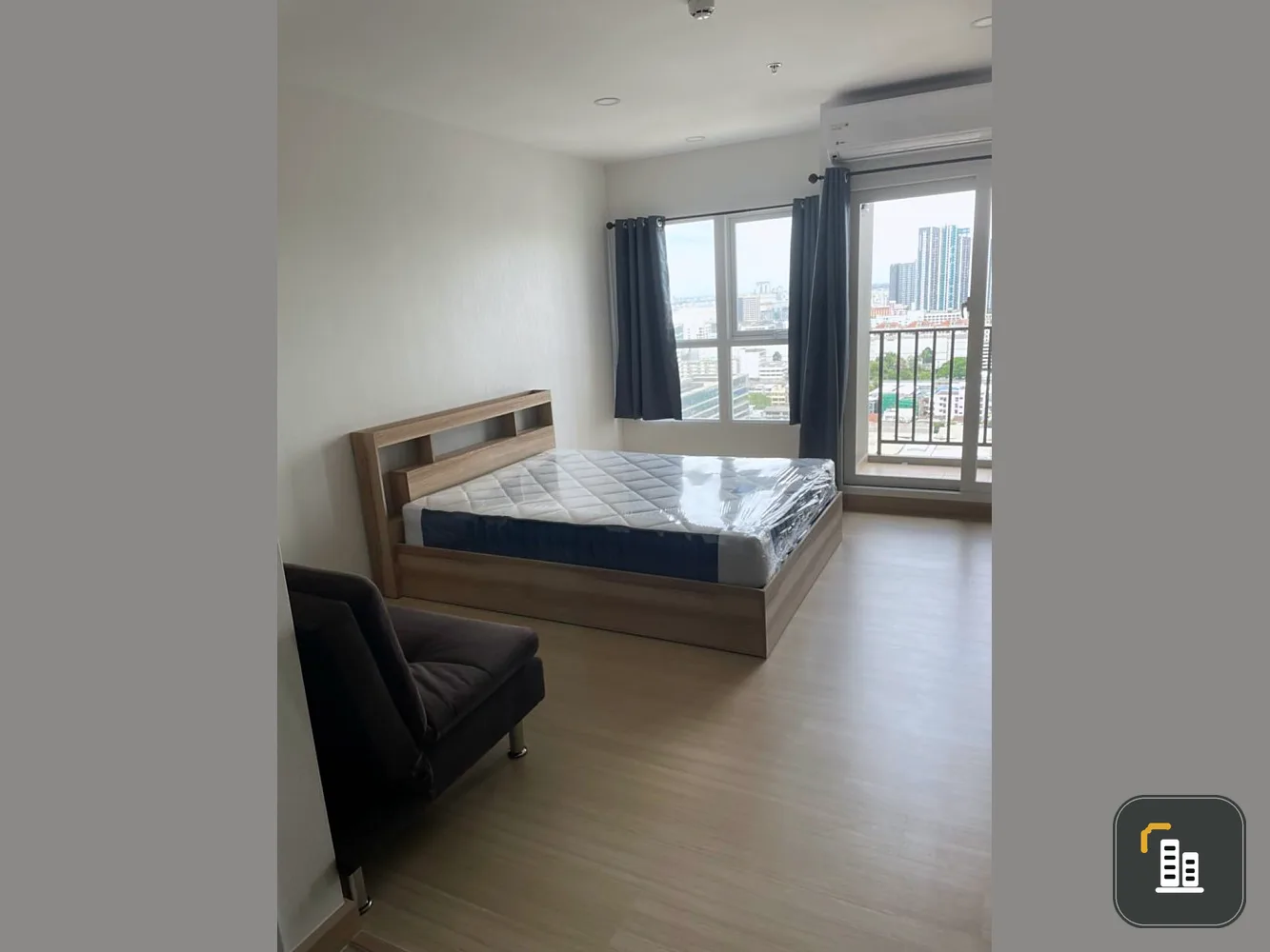 For rent, Supalai Veranda, Ramkhamhaeng, studio room, city view, decorated and ready to move in.