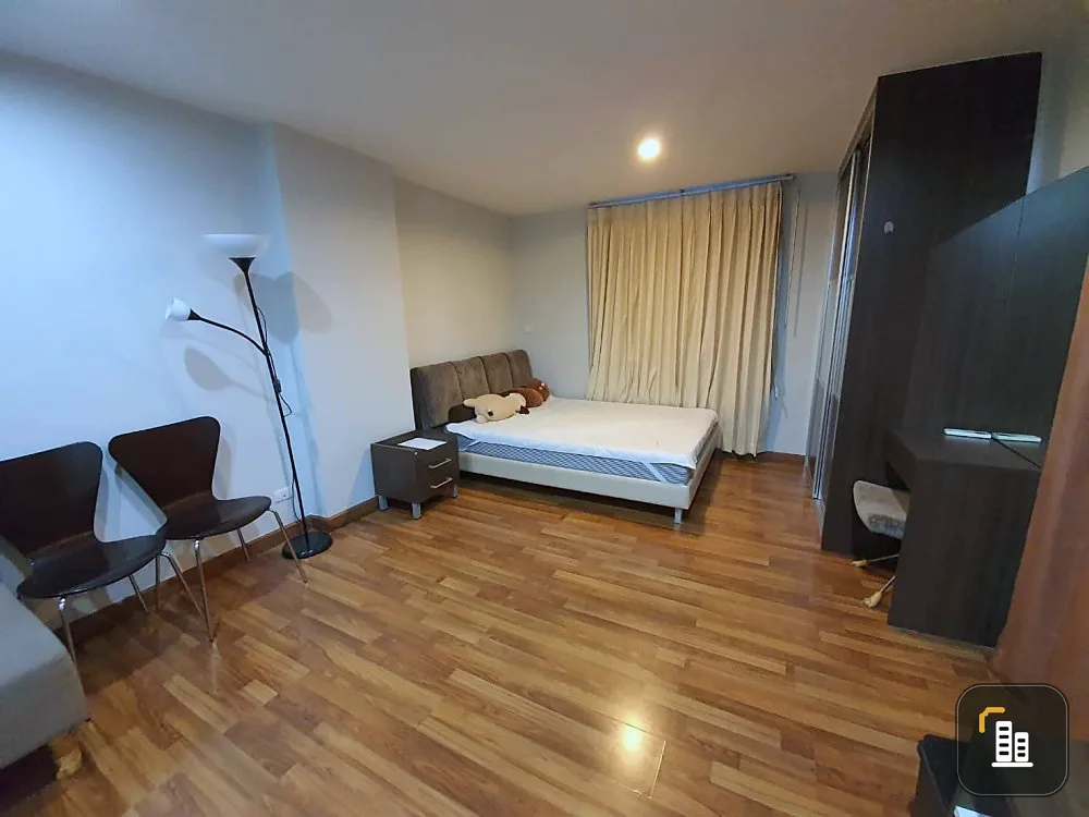 Sell/rent Atrium Phahol-Suthisarn, very spacious room, lots of usable space. All electrical appliances, hurry up