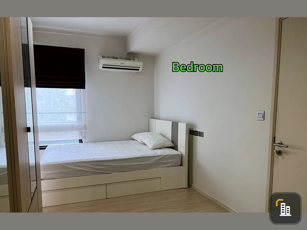 Sale Than Living Ratchada-Pracha Uthit. Spacious studio room, 2nd floor, good height. The most worthwhile must be here.