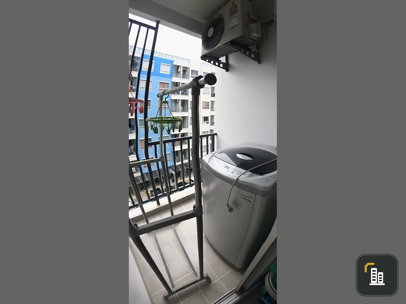 Condo for sale, The Kith Tiwanon, free furniture and electrical appliances as well If interested, hurry up to reserve.