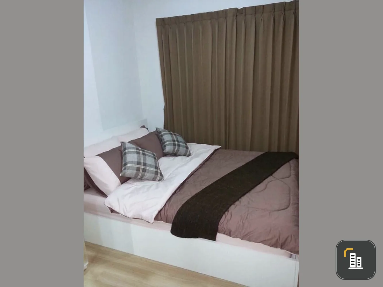 Urgent sale, The Kith Condo, Lam Luk Ka, Khlong 2, the room is decorated to be very livable, has a high view, clear wind, not hot. Hurry up to reserve