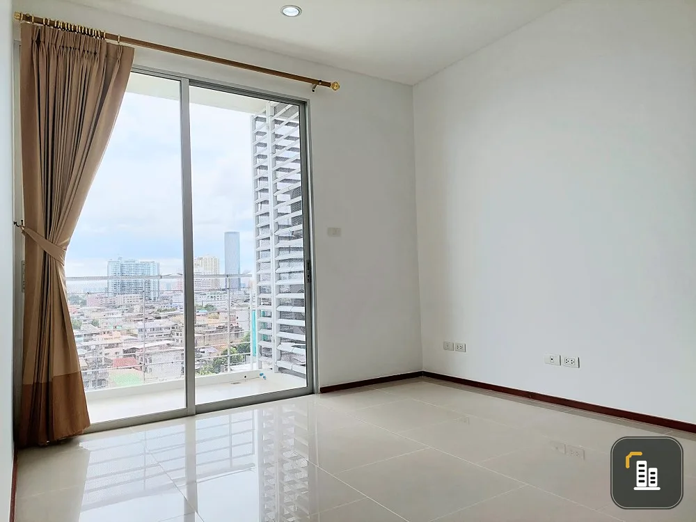 Sell Villa Sathorn, 9th floor, empty room, 1 bedroom, garden view, room decoration type, you need to reserve it, don't miss it.