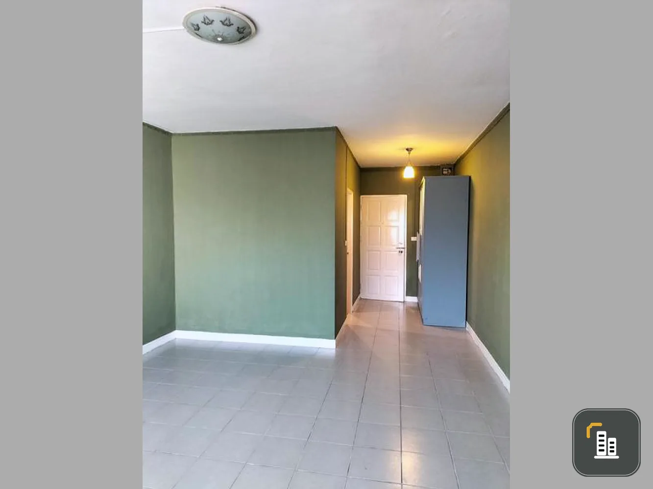 Condo for sale, Ratchada Prestige Lat Phrao 48, swimming pool view. Complete with amenities, don't wait.