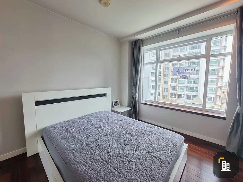Circle Condominium for rent, beautifully decorated room, fully furnished, very livable, convenient, complete, you can move in, definitely worth it. Bo