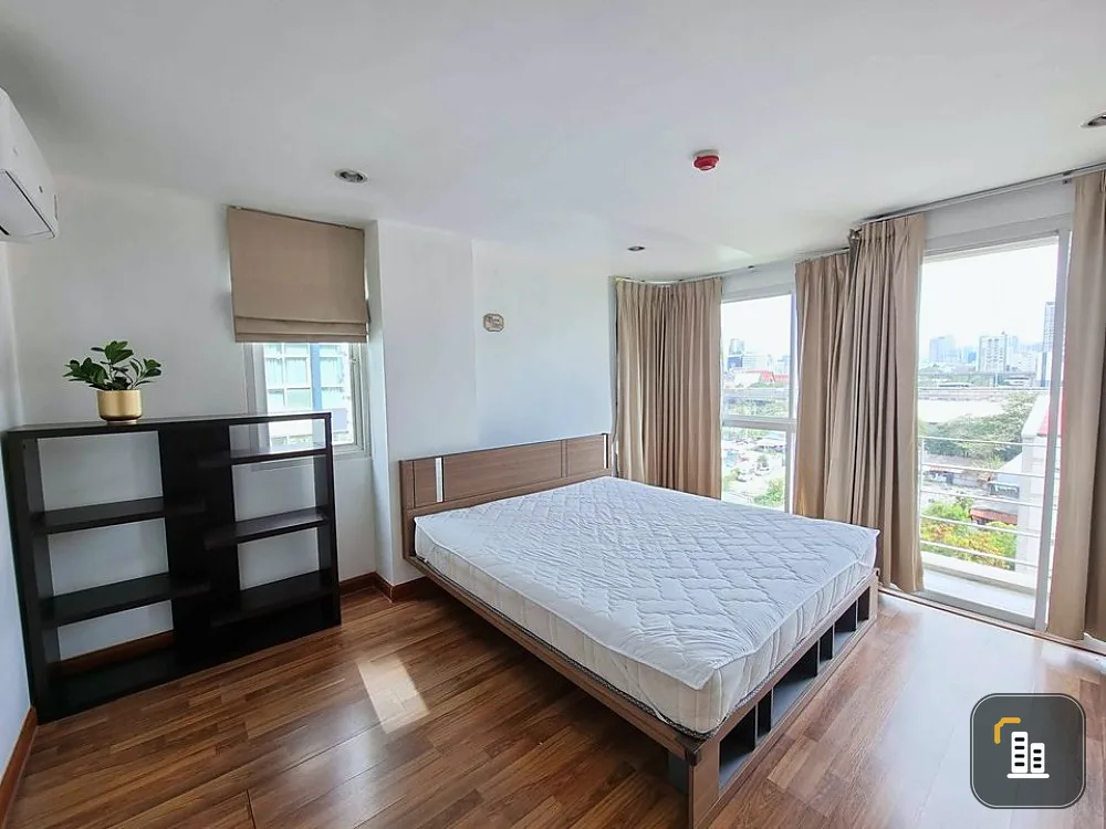 For Rent PG Rama 9 condominium, get a corner room, very wide, come at the most wow price, like the value, must book here.