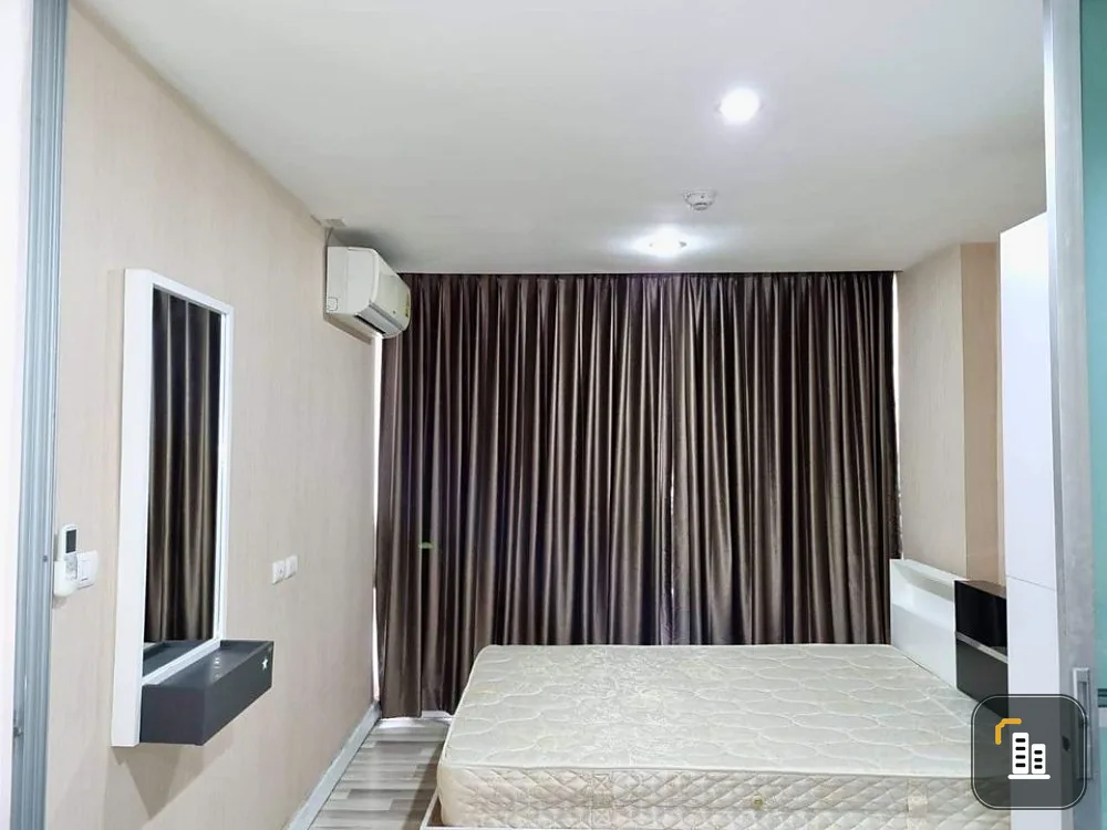 Selling The Cube Ramkhamhang, 8th floor, 1 bedroom, 1 bathroom, the room is decorated simply but pleasant. If interested, hurry to reserve before you