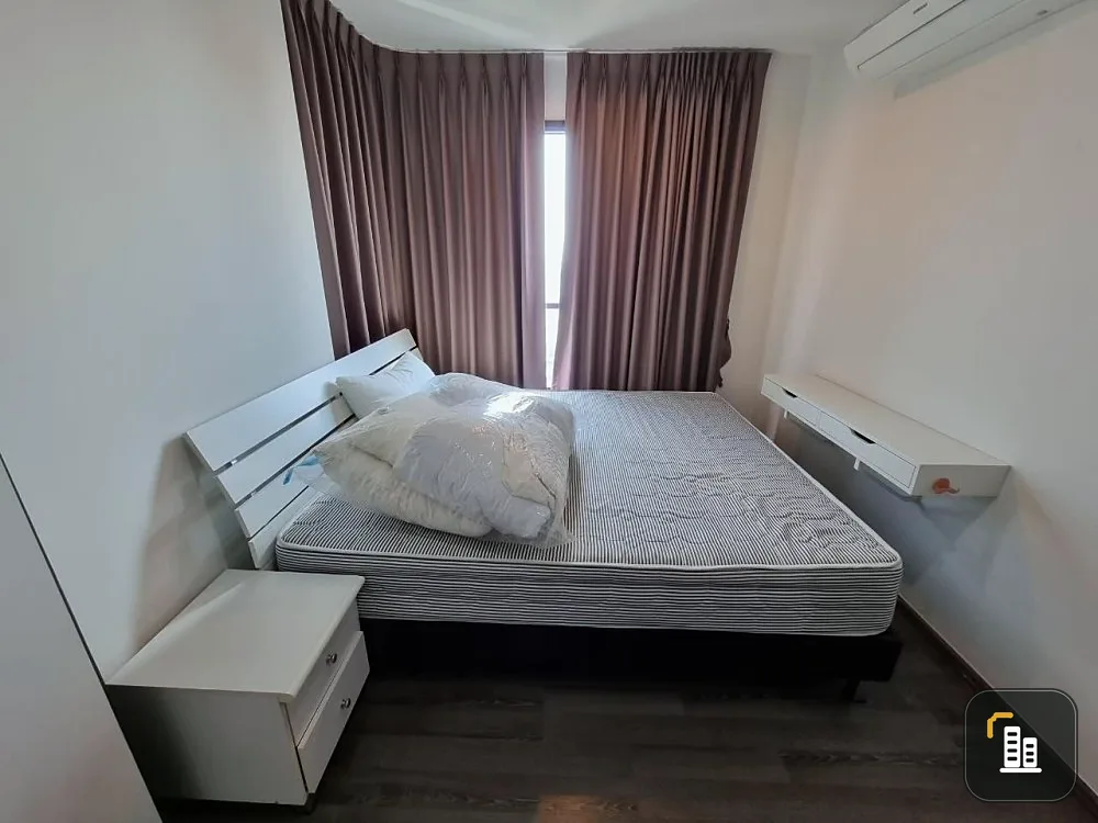 For rent!! Condo The Base Park West, 32nd floor, beautiful room, fully furnished, ready to move in. Don't miss it!!