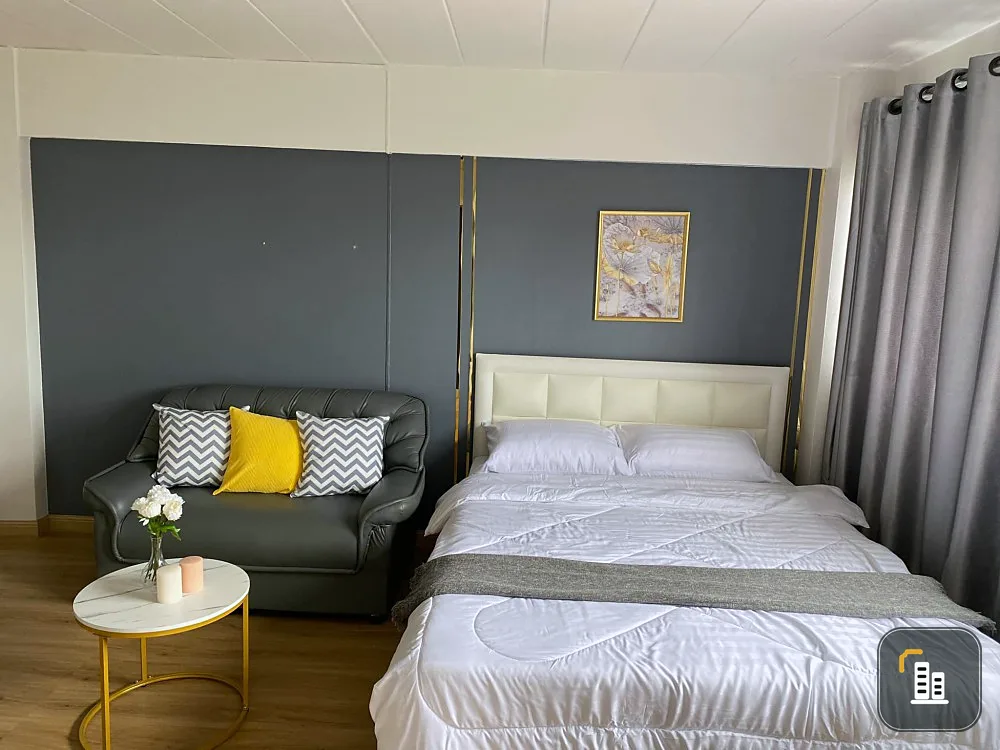 Sale Lumpini Center Happyland Phase 1-4 decorated in modern style. elegant and expensive Fully furnished. Book now.