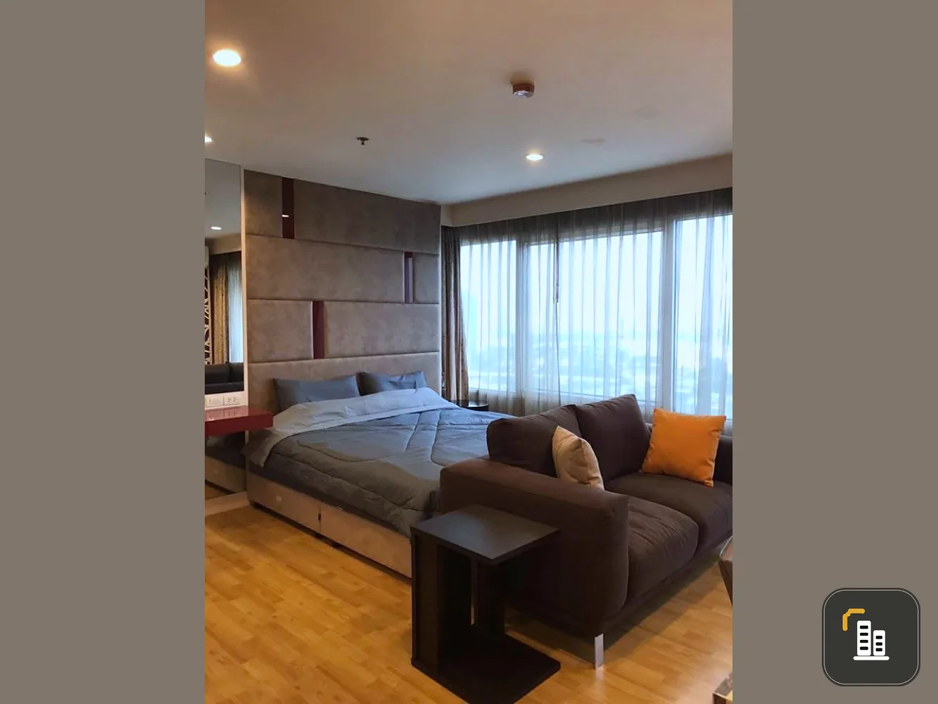 For rent, Bangkok Horizon P 48, very beautiful room, built-in, packed in the whole room, book now before it slips out of your hands. Hurry up.