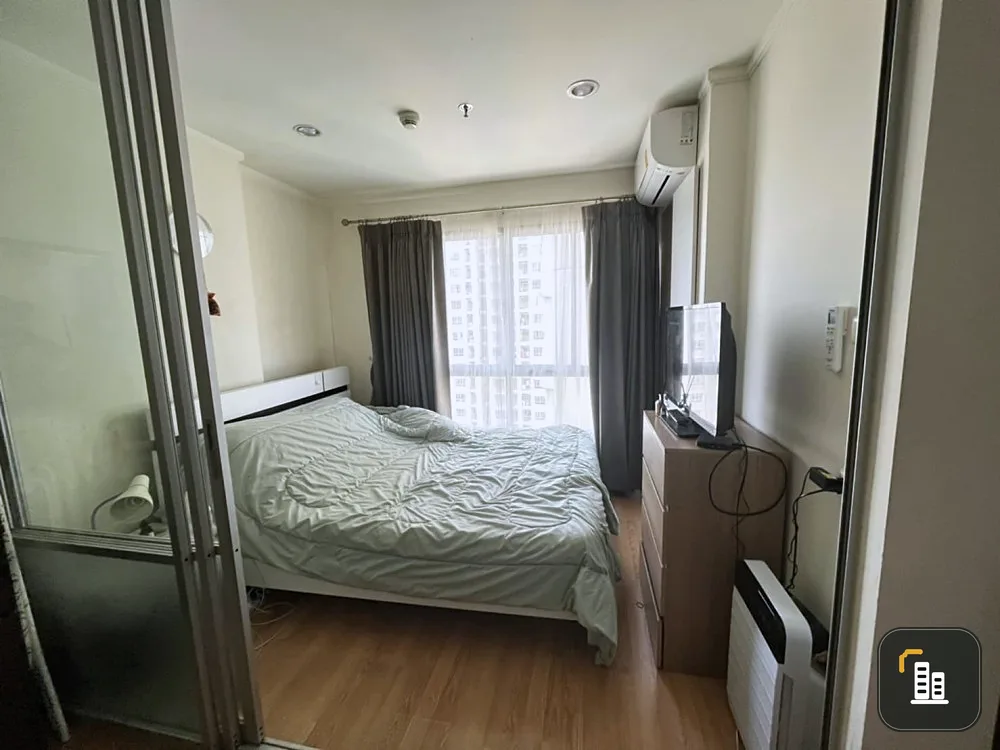 For sale, Lumpini Ville Chaengwattana-Pak Kret, pool view, 1 bedroom, fully furnished and electrical appliances. Book now.