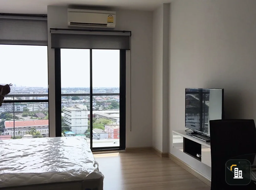 Condo for sale/rent, Bangkok Horizon, large room, cool furniture. Got the most beautiful view of the city. Hurry and reserve now. Hurry.