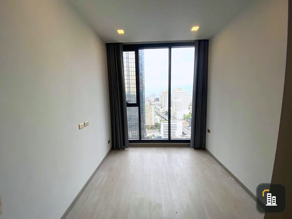 One 9 Five Asoke-Rama 9 for sale, empty room, 26th floor, north, room decoration line, you need to reserve it. Don't miss it.