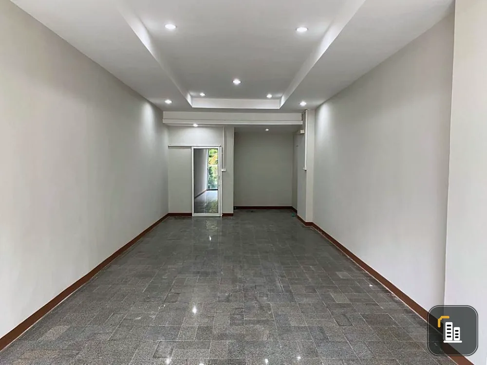 Condo for sale/rent, La Maison Phahon Yothin 24, 1 bedroom, 1 bathroom, empty room, area 62.85 sq.m., super wide, don't miss it!!