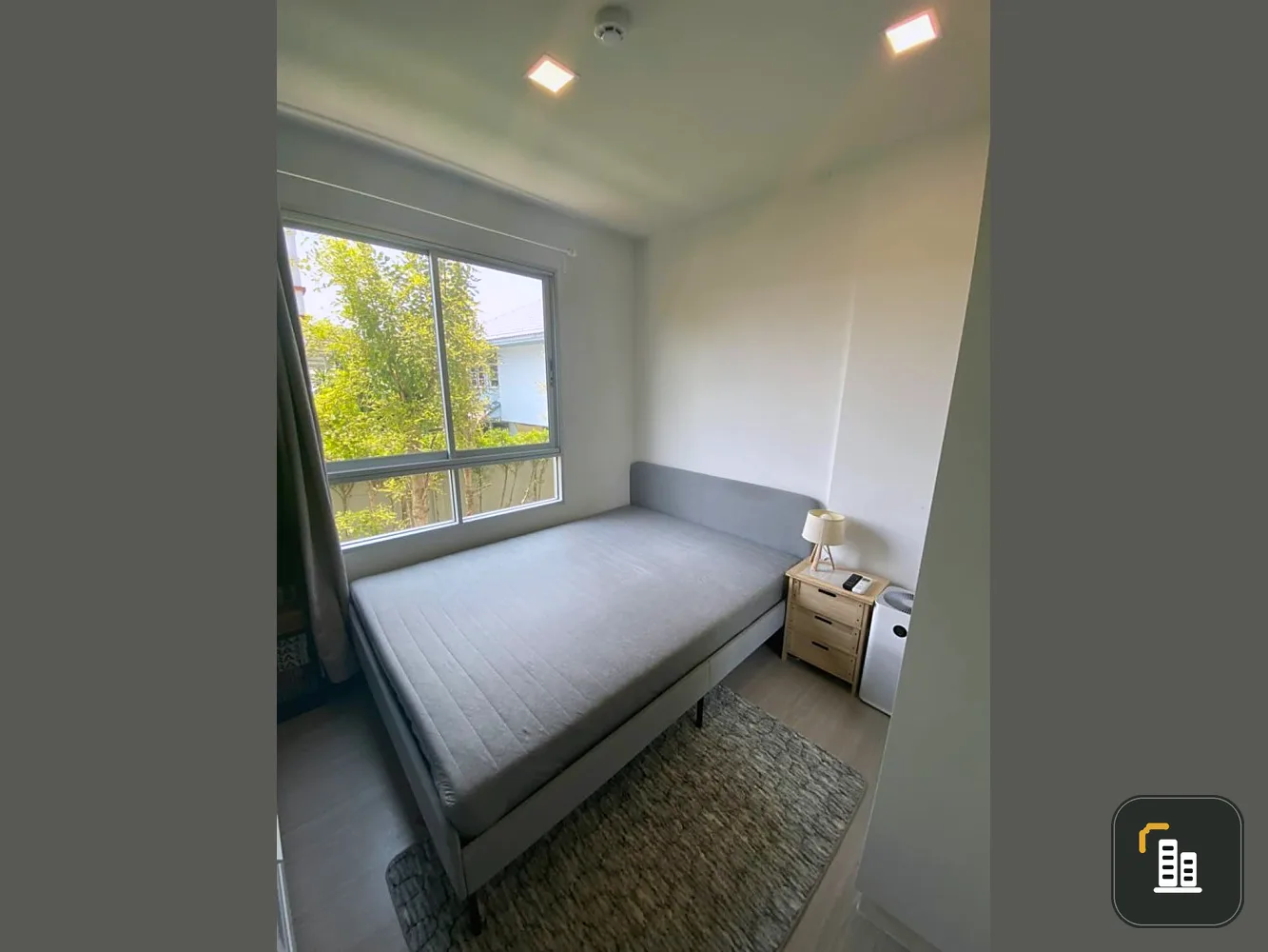 Condo for sale, The Tree Ladprao 15, 2nd floor, 1 bedroom, 1 bathroom, the room is decorated simply but nice. If you miss it, you will regret it.