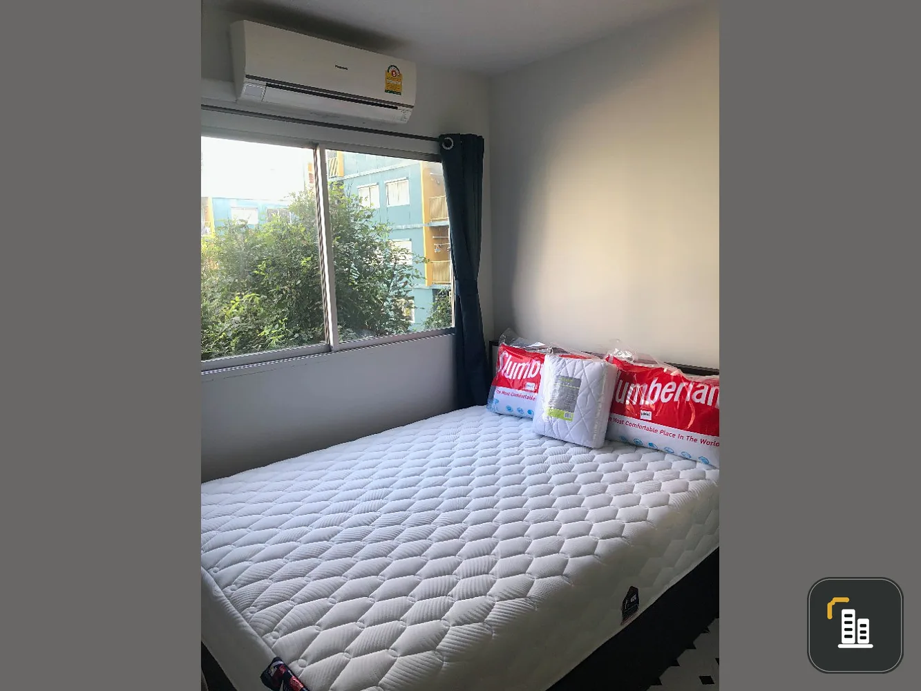For rent, Plum Condo Park Rangsit, Phase 1, Building D, 3rd floor, beautiful pool view. If interested, hurry up to reserve before you miss it.