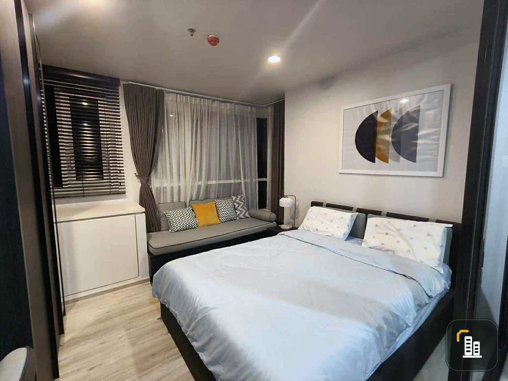Condo for rent, XT Huai Khwang, ready to move in room complete makeup in one place Say that you shouldn't miss this room at all.