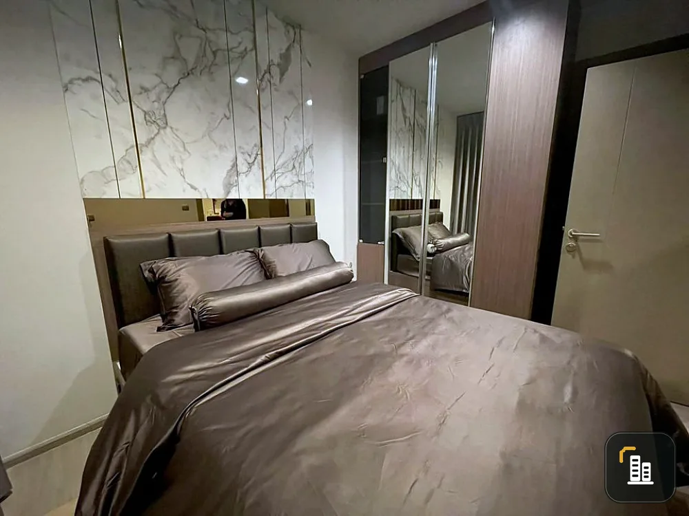 For rent Life Asoke-Rama 9 rooms decorated to be livable, divided into proportions. Built-in furniture Good price, don't miss a lot.