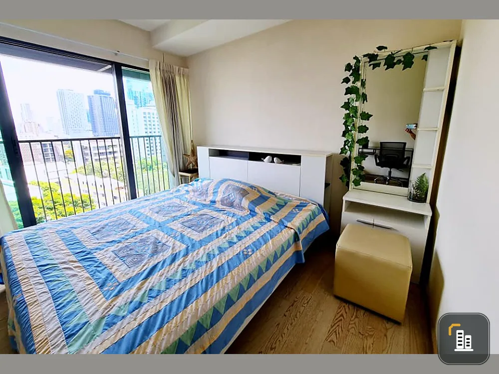 Condo for sale, Noble Remix Sukhumvit 36, convenient transportation, next to BTS Thonglor. The room is ready to move in. Hurry up.