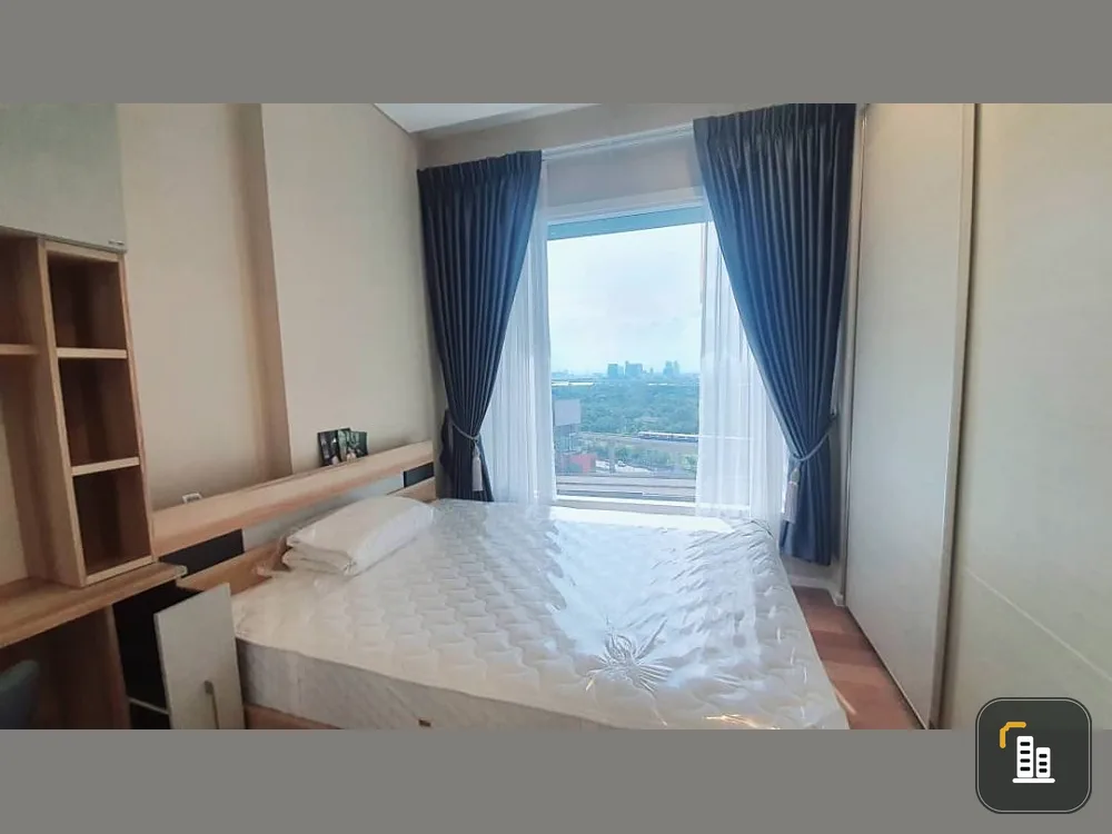For rent, The Saint Residences, garden view, complete electrical appliances Comes with an adjustable sofa. Book now.