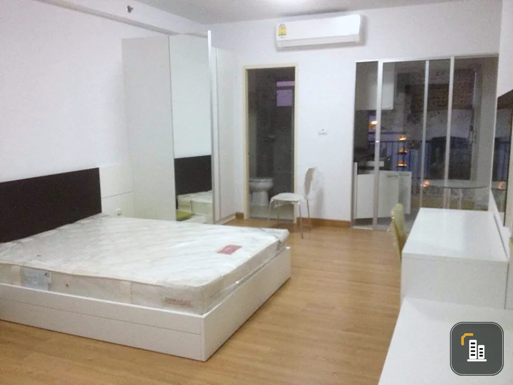 Condo for rent, Supalai Park Asoke-Ratchada, 7th floor, high power, super view, free price. I was told that I had to reserve.