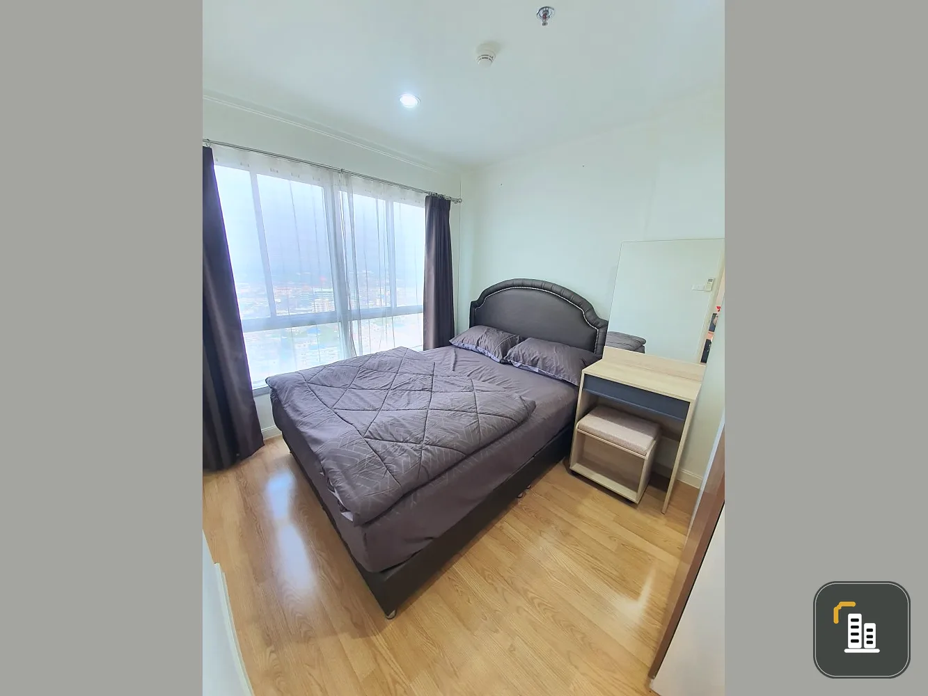 For rent Lumpini Ville Chaengwattana-Pak Kret. Fully furnished, built-in decoration, beautiful view of the Chao Ya River, must book