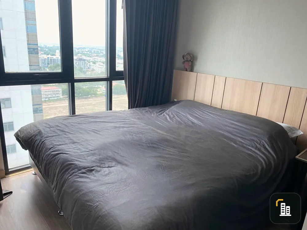 Selling Astro condo Chaengwattana, ready to move in. Complete set of amenities Worth this. Don't wait.