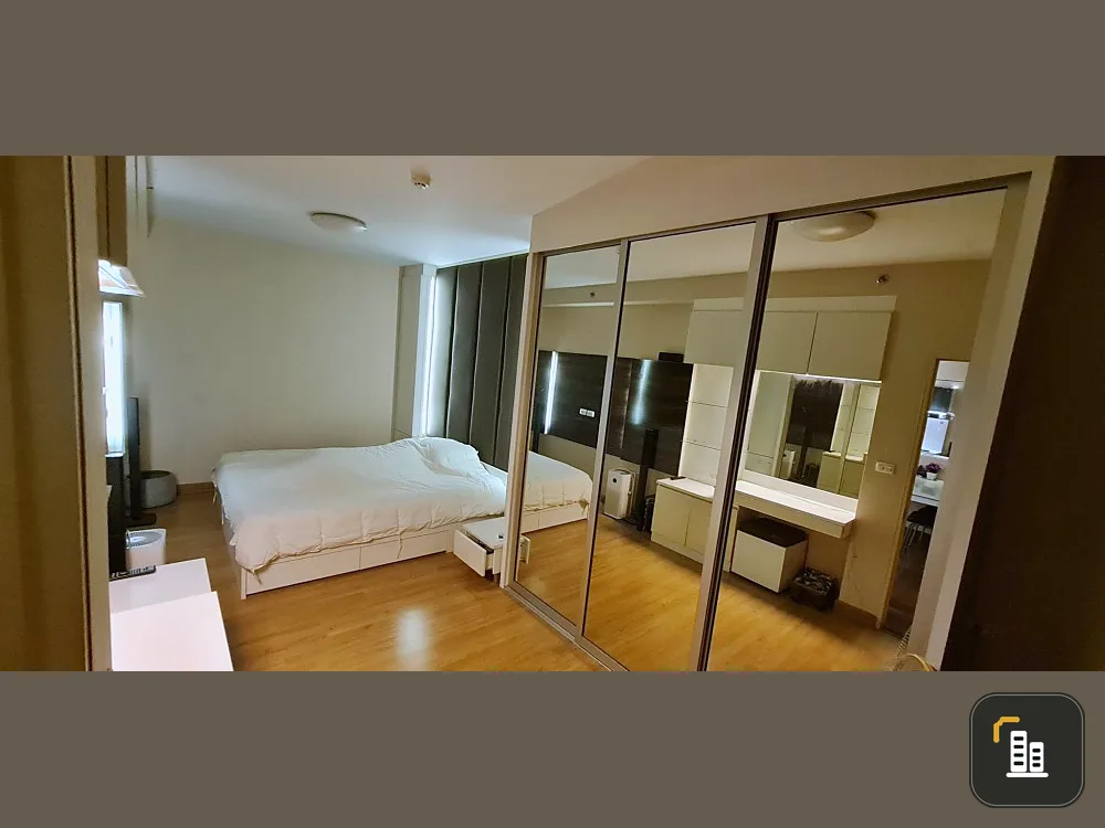 Condo for rent Supalai Park Asoke-Ratchada spacious room Lots of usable space Plus the best price. Hurry up to reserve.