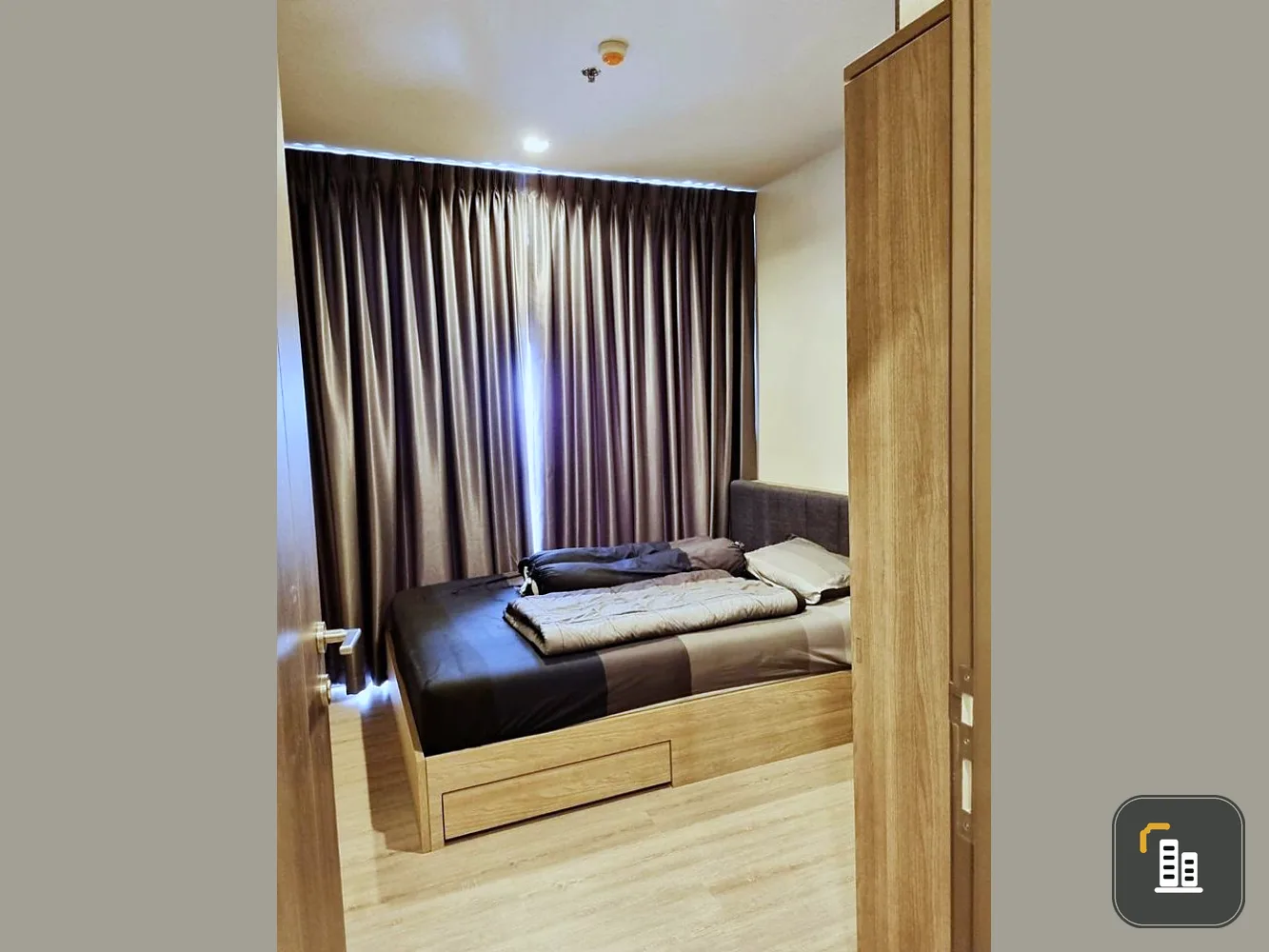 FOR RENT THE LINE Wongsawang Room decorated in modern style. Divided into a very good proportion. Don't miss it. You can reserve in advance.