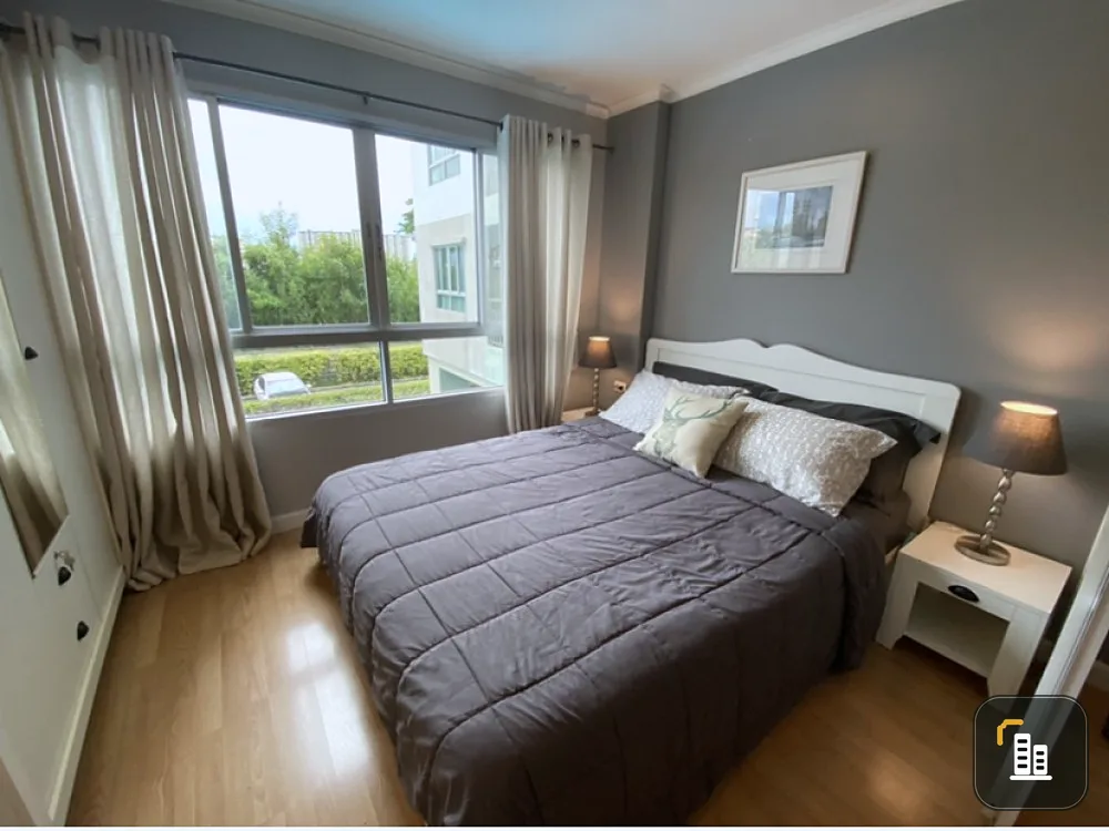 Lumpini Ville Ramkamhaeng 26 for sale. Pool view room. With furniture and electrical appliances as well. Hurry up to reserve.
