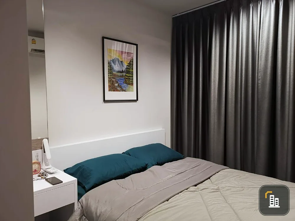 Condo for sale Life Asoke-Rama 9, high floor, 2 bedrooms, 1 bathroom, convenient transportation, near BTS, can't miss it.