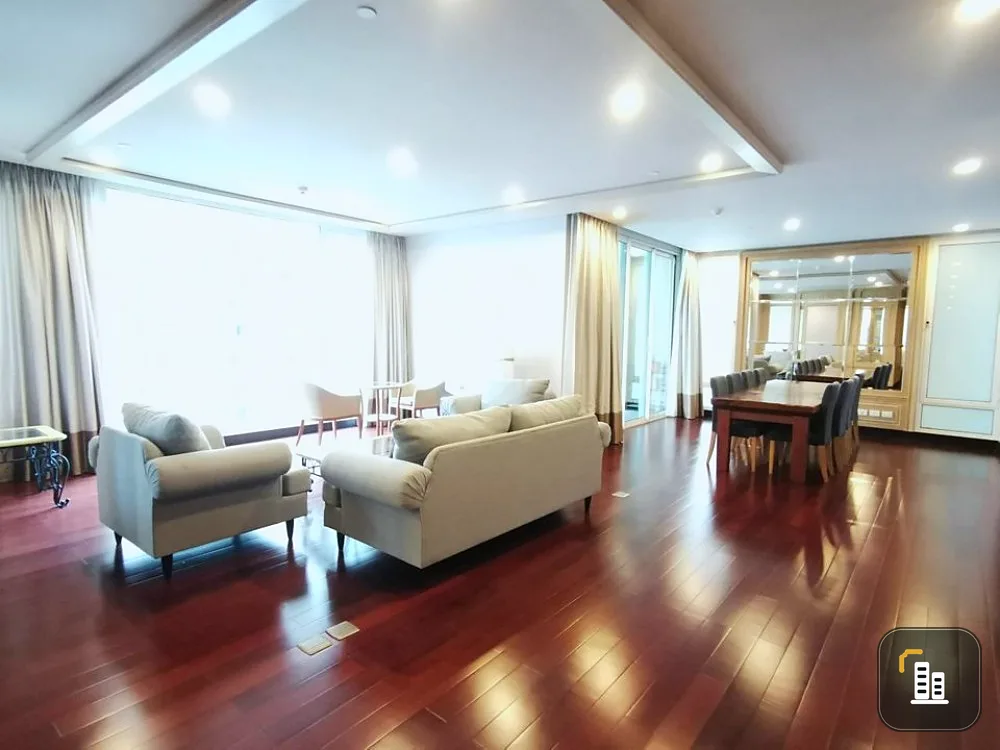 Condo for rent, The Park Chidlom, wide area, 3 bedrooms, ready to move in the heart of the city, convenient to travel, don't wait!!