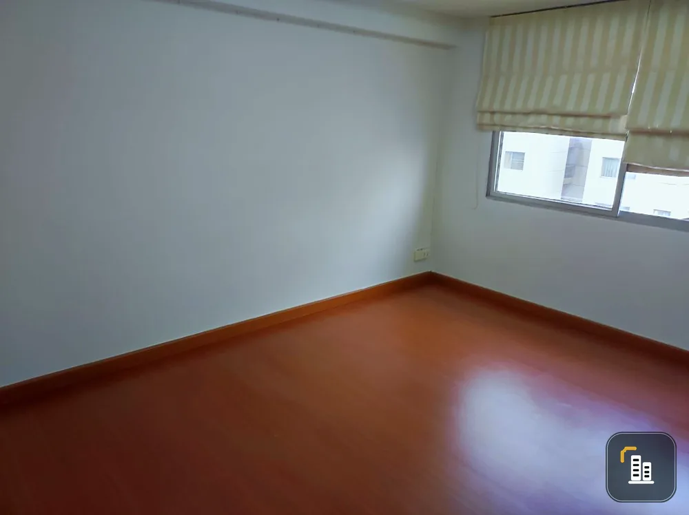 Century Park Condominium for sale, empty room, 8th floor, pool view. Good built-in kitchen Cooking line must reserve.