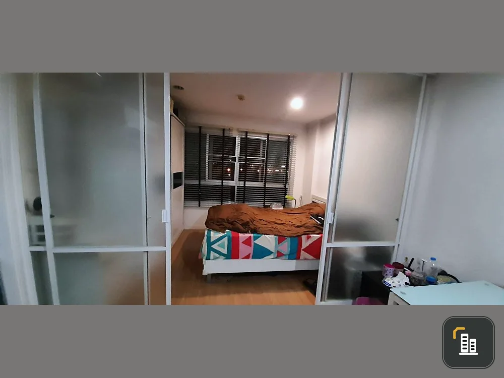 Condo for sale, Lumpini Ville Ramkhamhaeng 26, in the first building, ready to move in. Partition room Can't miss it