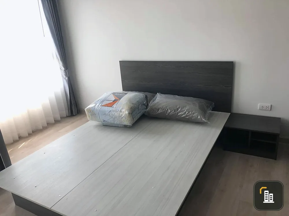 Selling Estabe Phahonyothin 18, top floor, Rim room, fully furnished, ready to move in. This must be reserved. Don't miss it.