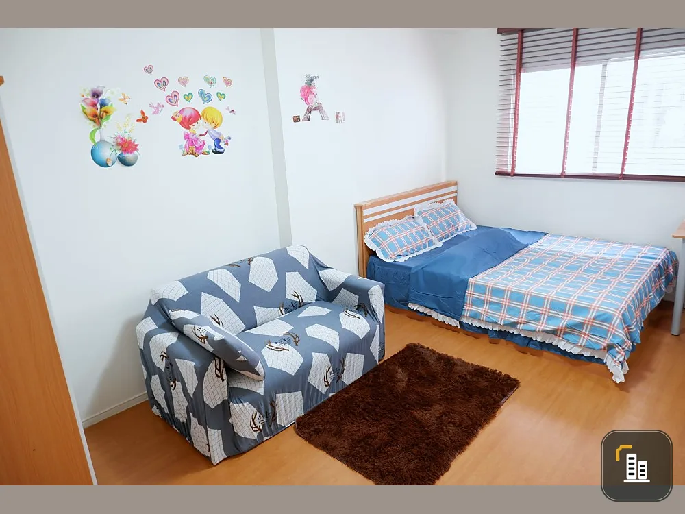 Selling Lumpini Township Rangsit Khlong 1, very good price, fully furnished and electrical appliances Interested in booking now?