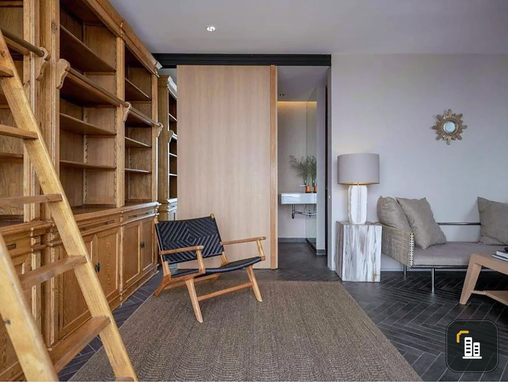 Sell/rent The Issara Ladprao, spacious room, city view, very nice decoration. Plus the best price. Hurry up to reserve.