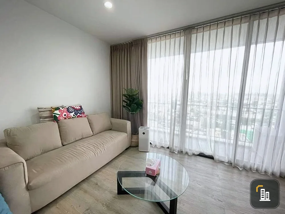 Selling The Issara Ladprao, nice room, wide balcony, million dollar view, great price, can't reserve anymore