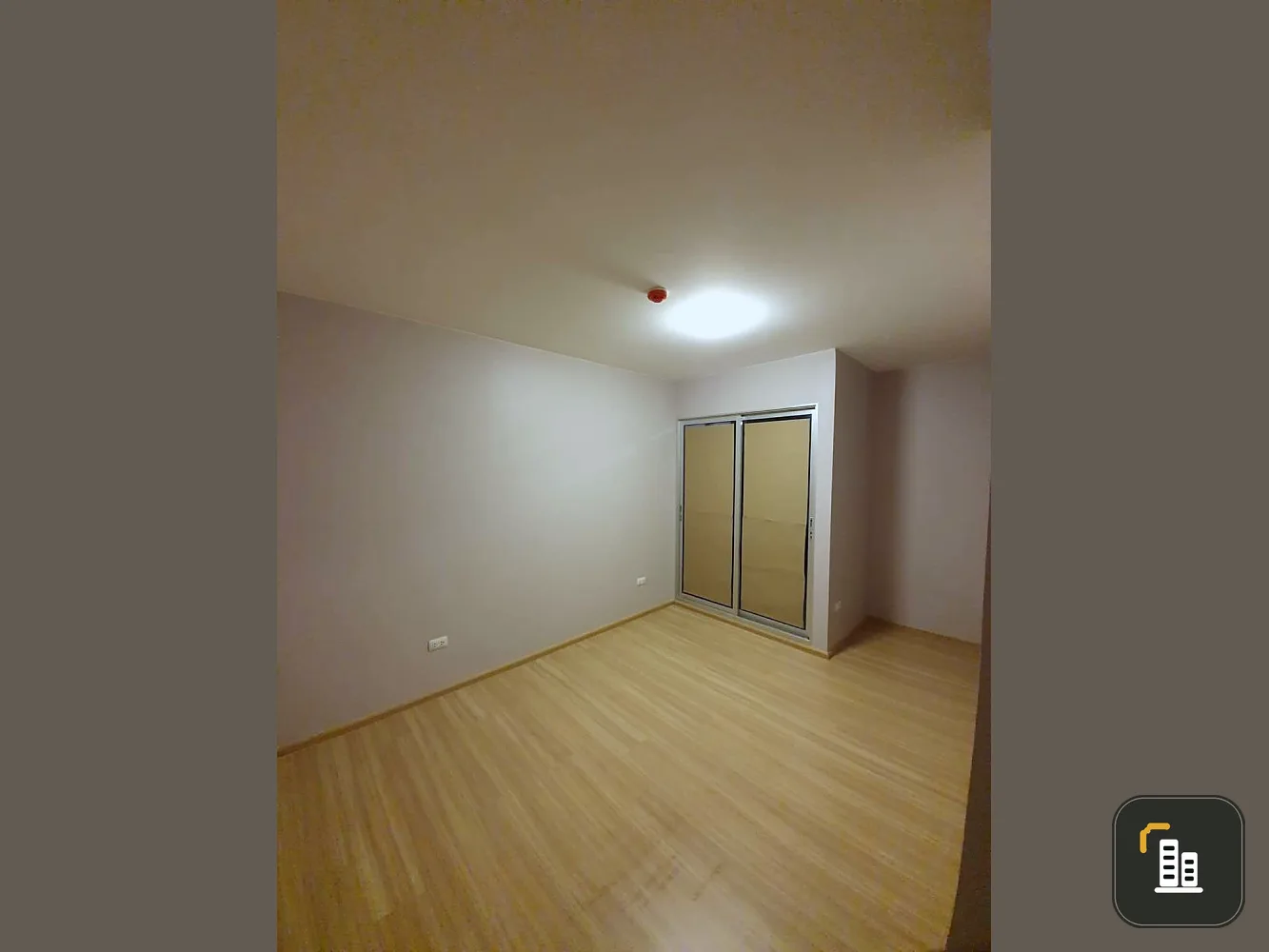 Sell Plum Condo Chaengwattana Station, empty room has not yet moved in The most spacious room Plus it comes at a cheap price. Hurry up to reserve.