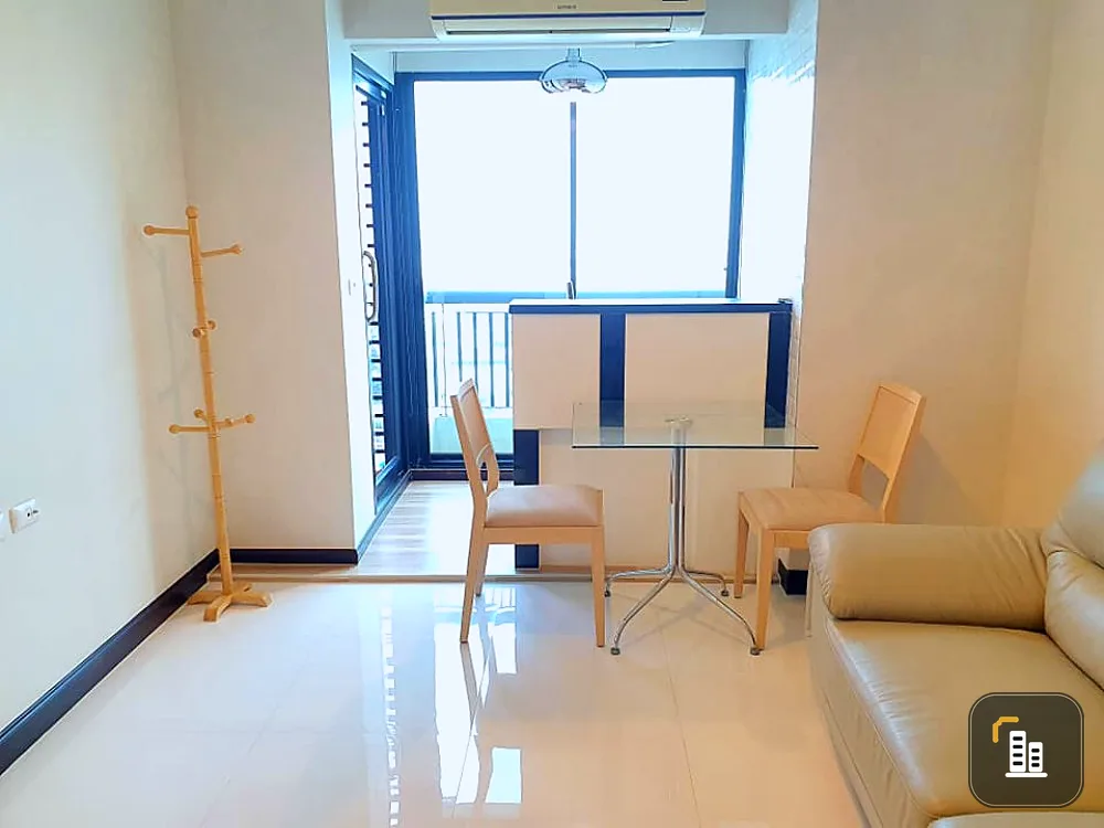 Sale Condo Aksin Place, 20th floor, size 42.5 sq.m., corner room, city view, no building blocking the view. At the most affordable price, click to res