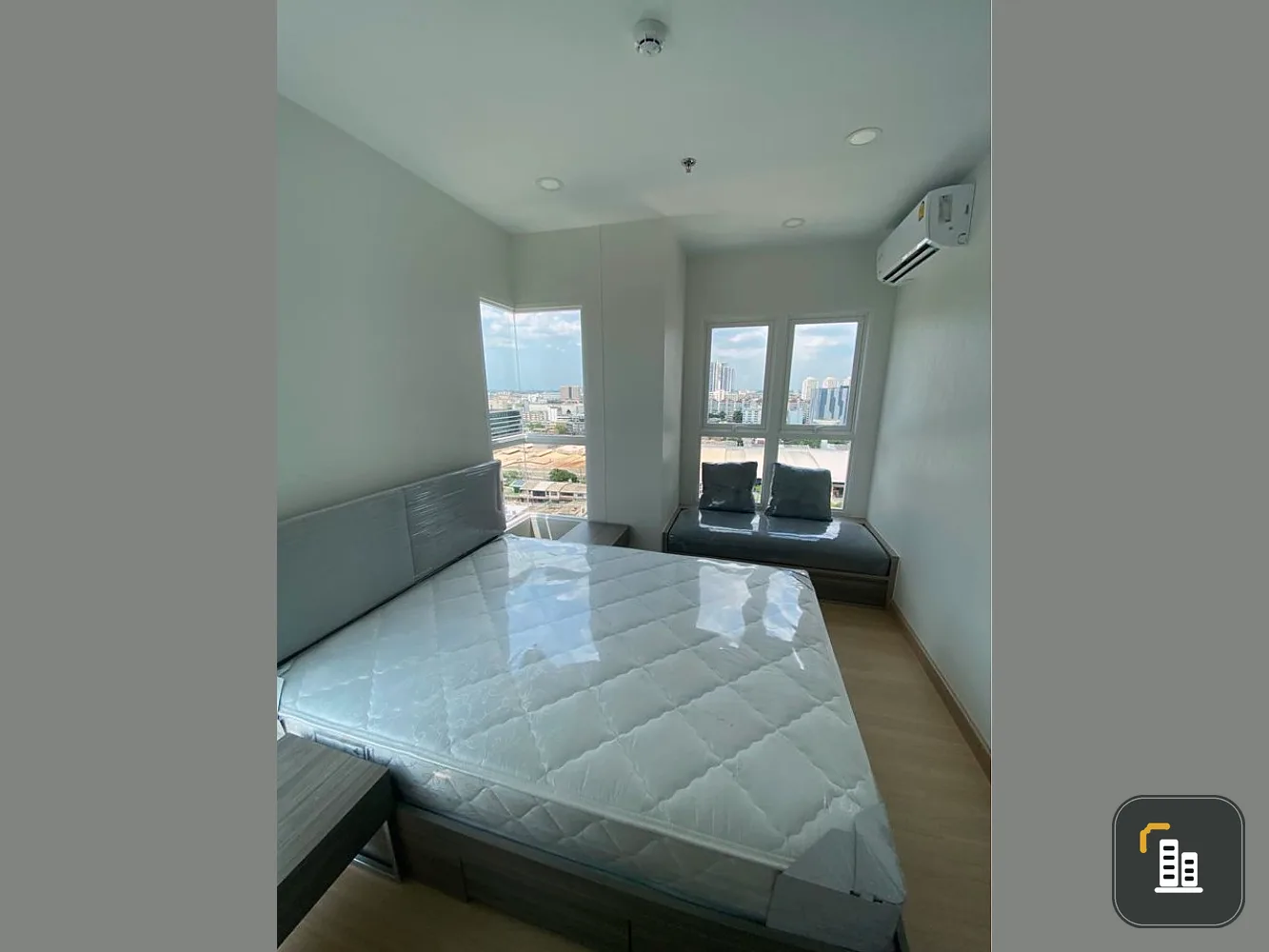 Condo for rent, Supalai Veranda Ramkhamhaeng, brand new room, corner room, east + north Pool view