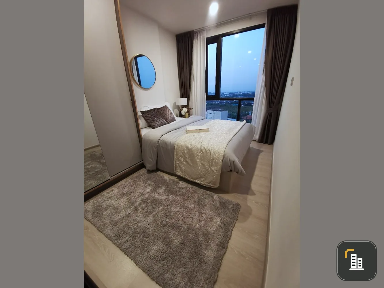 For Sale Knightsbridge Phaholyothin-Interchange High floor room with nice view Fully furnished and electrical appliances. Book now.