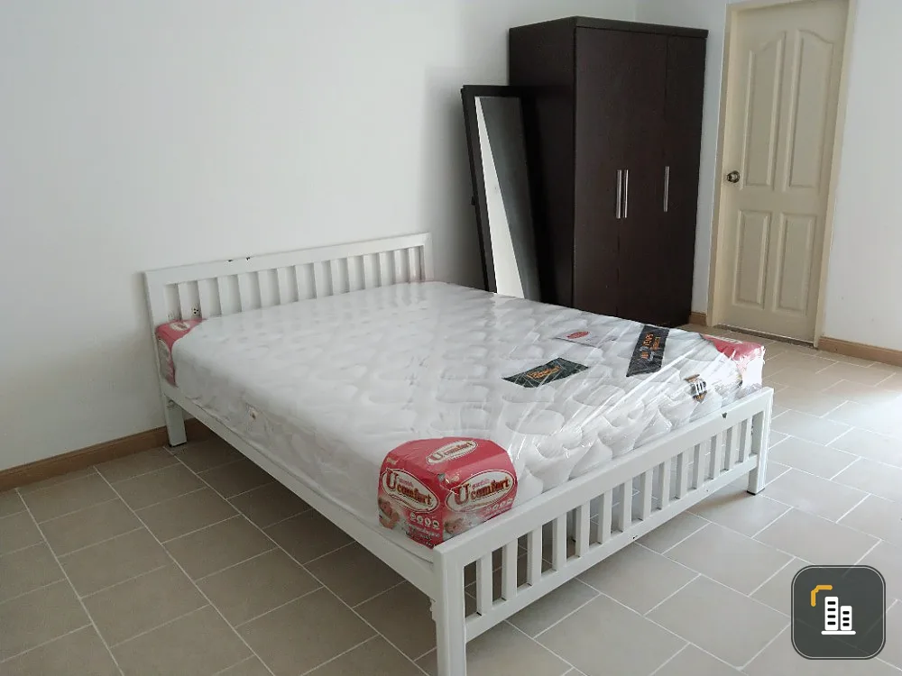 Condo for sale, City Home Rattanathibet, cheap price, has a pool view. free furniture Hurry up and reserve now.