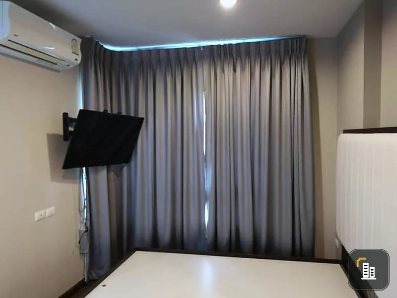 Urgent sale ** Hallmark Condo, Chaengwattana, 34.5 sq m., 8th floor, very beautiful decoration, very good price, 2.6 million baht!!