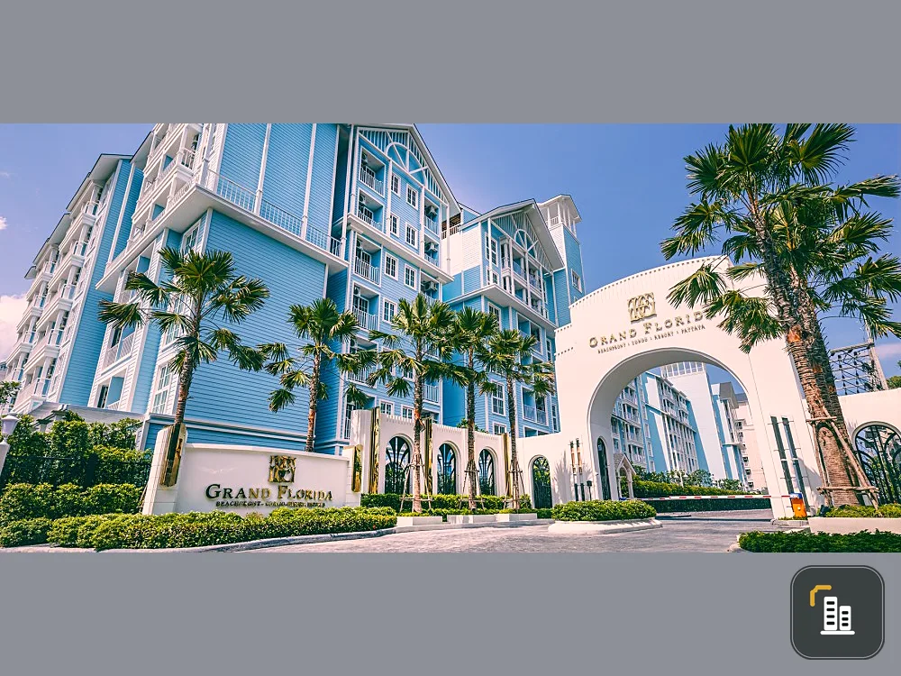 Sale down payment!! Grand Florida Beachfront Condo Resort Pattaya (Jomtien) Water Park Condo, Magnificent, Book Now!!