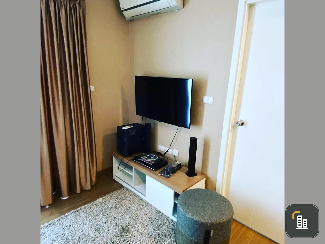 Condo for rent, Proud 3, ready to move in. beautiful furniture complete electrical appliances Comes at a pocket-friendly price, book now.