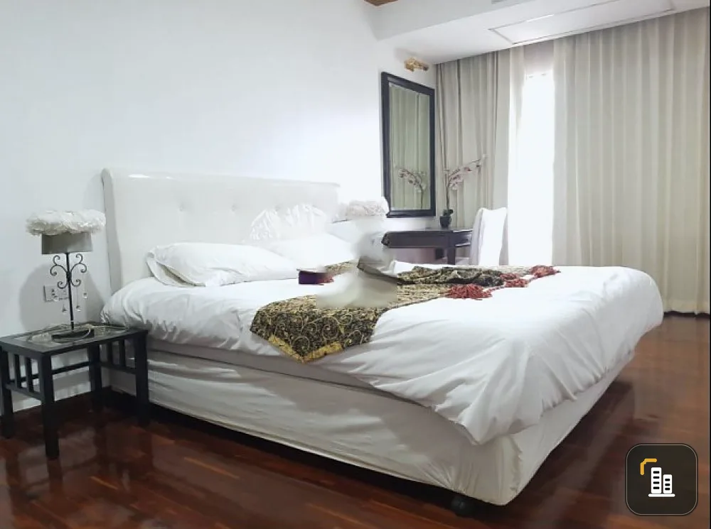 For rent!! Condo City Resort Sukhumvit 49, 24th floor, nice decorated room. Ready to move in immediately. Hurry up to reserve!!