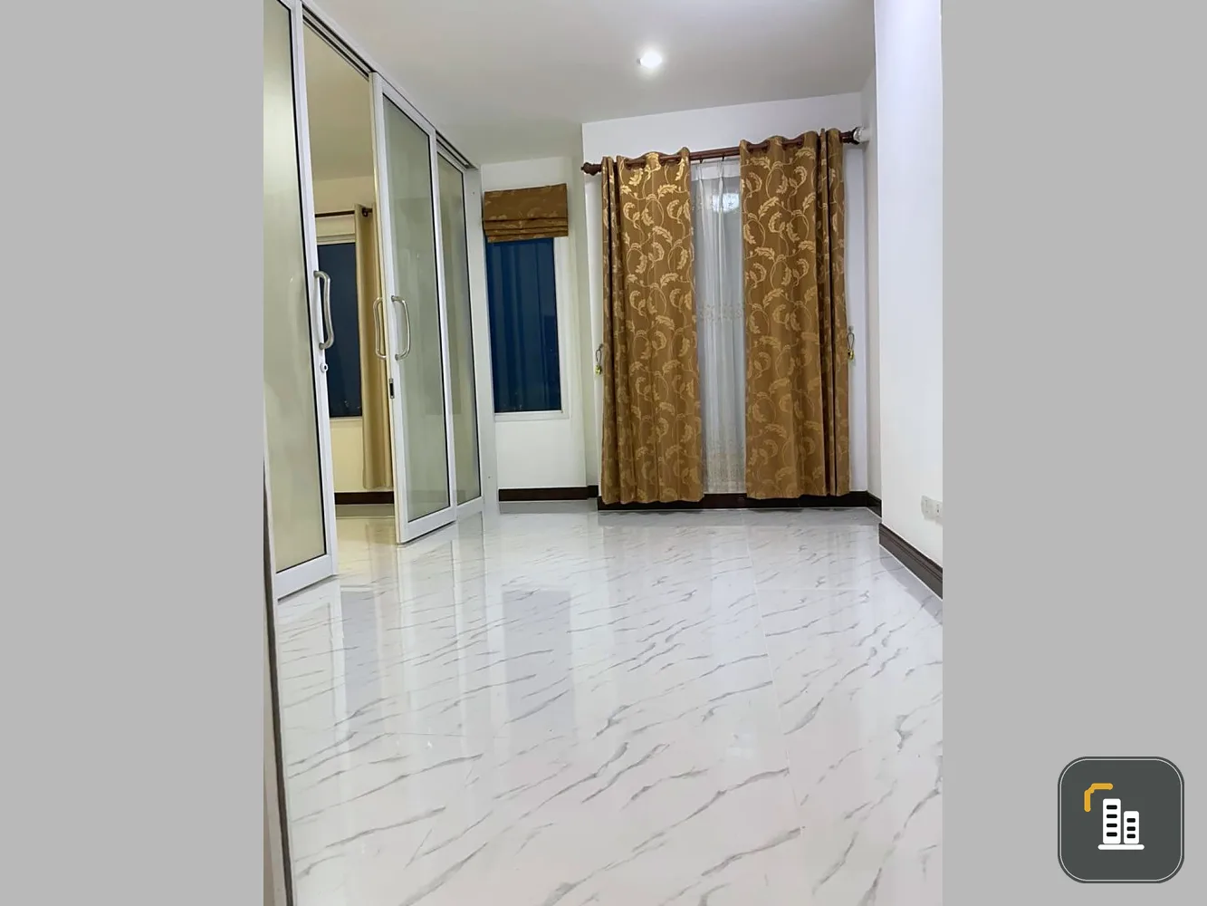 Selling Bangkok Horizon Petchkasem, good location, convenient transportation, ready to live, friendly price, don't wait!!