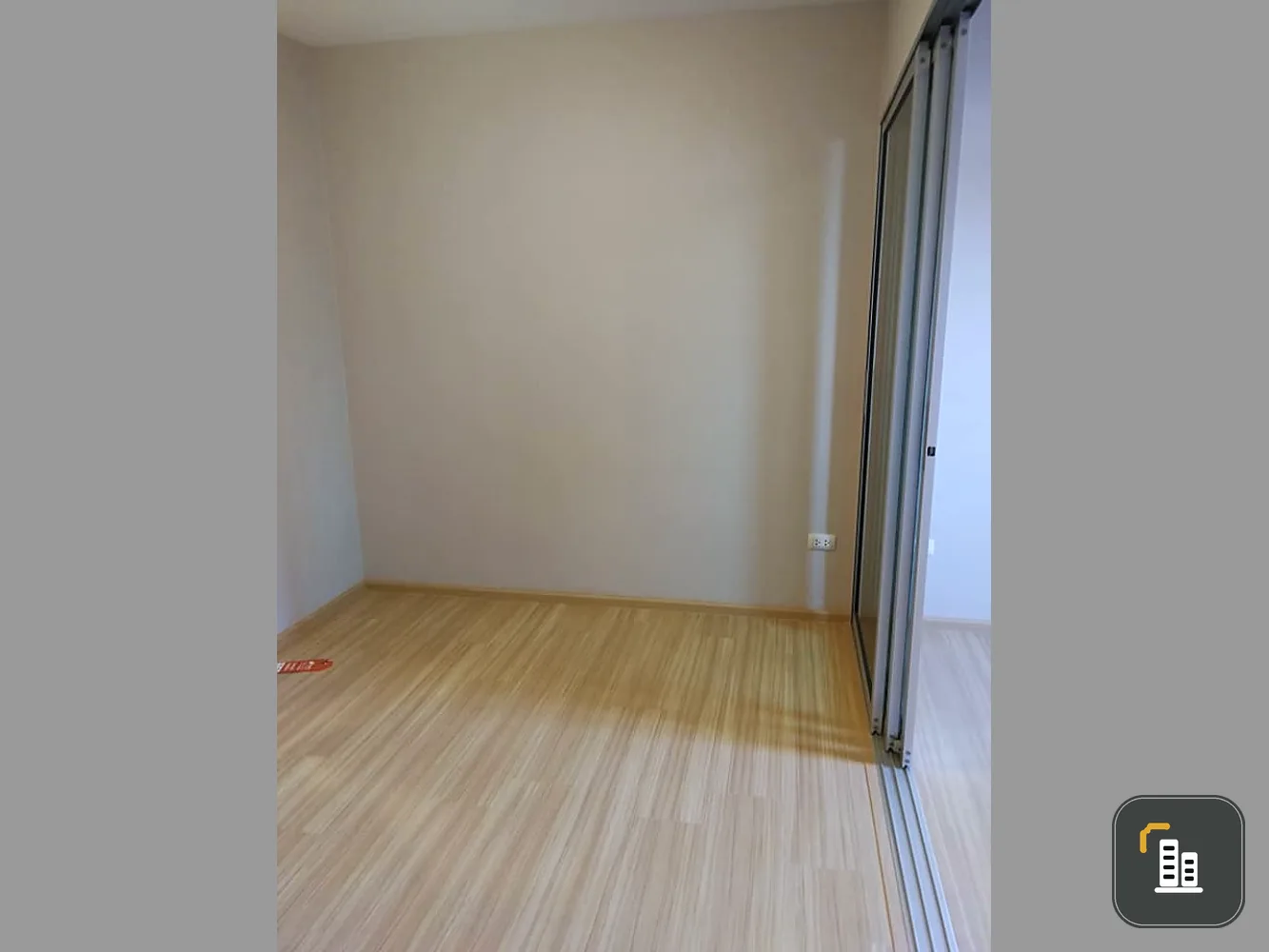 Sell Plum Condo Chaengwattana, Phase 2, room size 23 sqm., 2nd floor, Building F, airy room, not hot, not sunny, book now