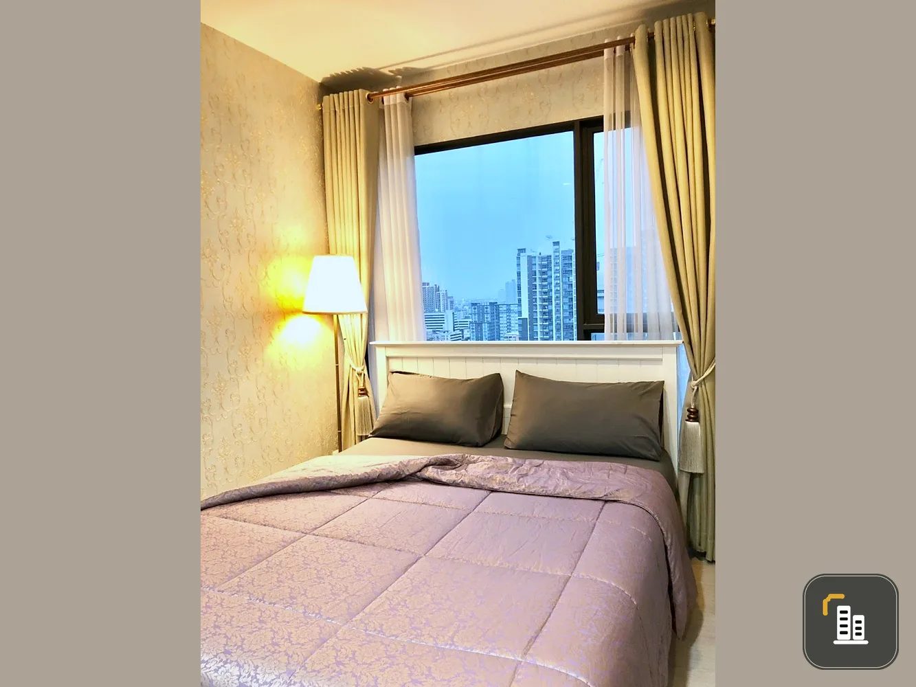 Condo for sale, Rhythm Asoke, good location, convenient transportation, ready to move in. Don't wait.
